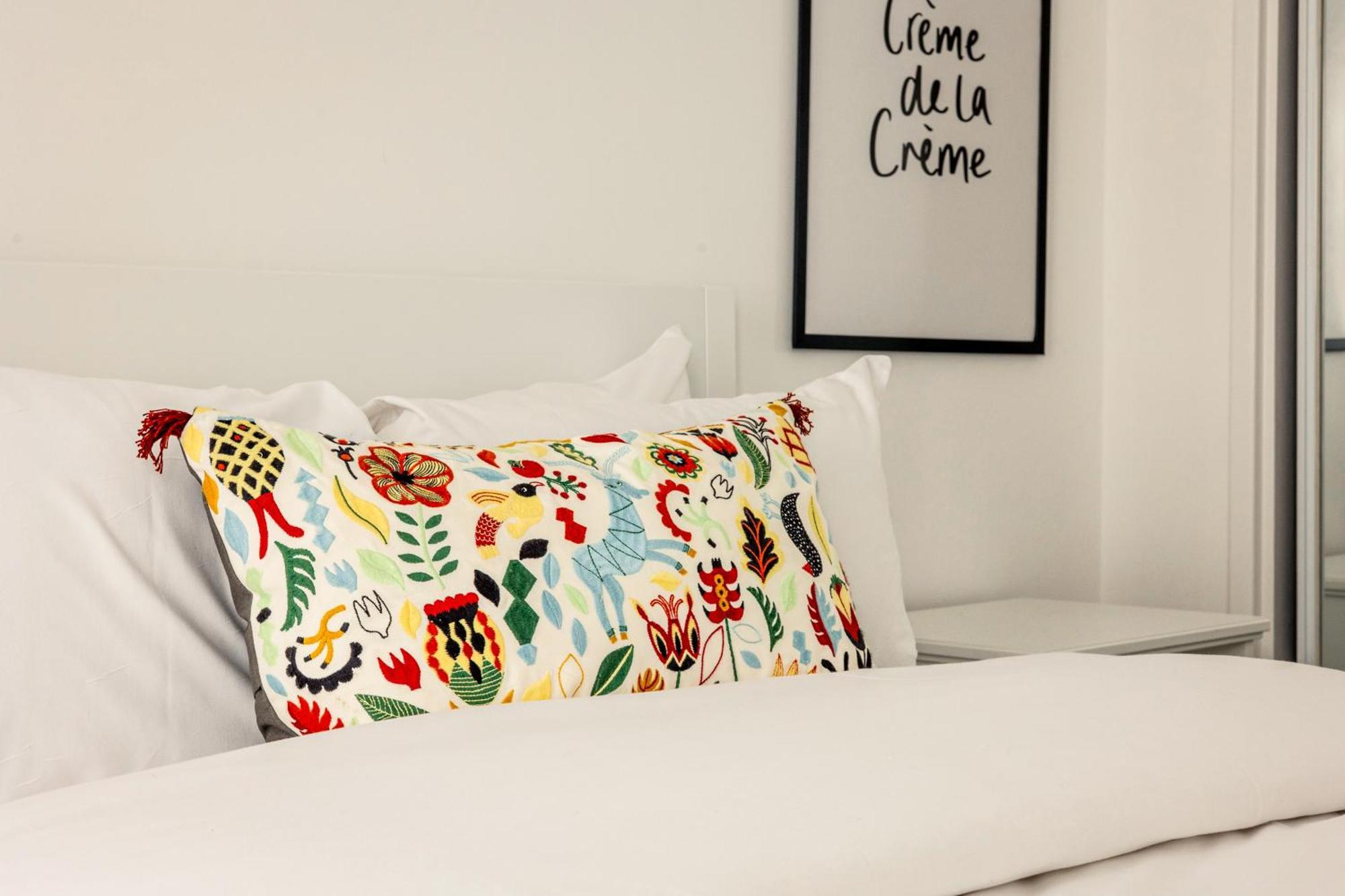 Lovely 2br By Bridge , Shad Thames Apartamento *